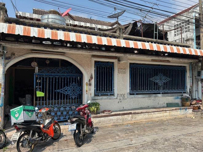 ท่าข้าม เขตบางขุนเทียน กรุงเทพมหานคร