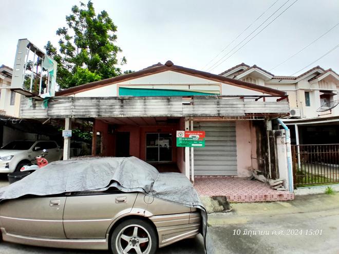 ลำปลาทิว เขตลาดกระบัง กรุงเทพมหานคร