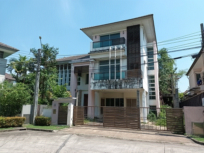 ขายบ้าน คันนายาว คันนายาว กรุงเทพมหานคร ขนาด 0-1-61.8-0 (ไร่-งาน-วา-เมตร) ของ ธนาคารกรุงเทพ