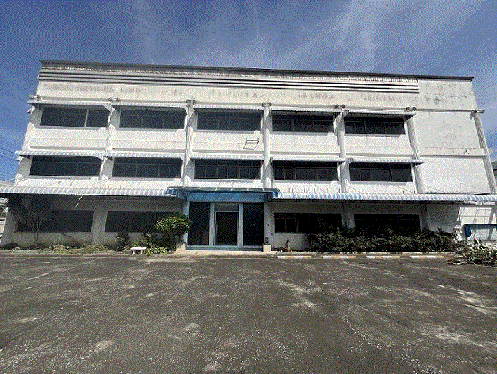 ถนนขาด เมืองนครปฐม นครปฐม